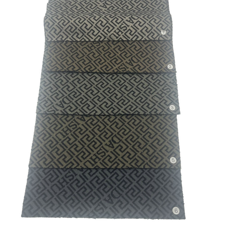 Telas repetidas del telar jacquar de nylon del poliéster del LOGOTIPO del modelo para la ropa T24067A